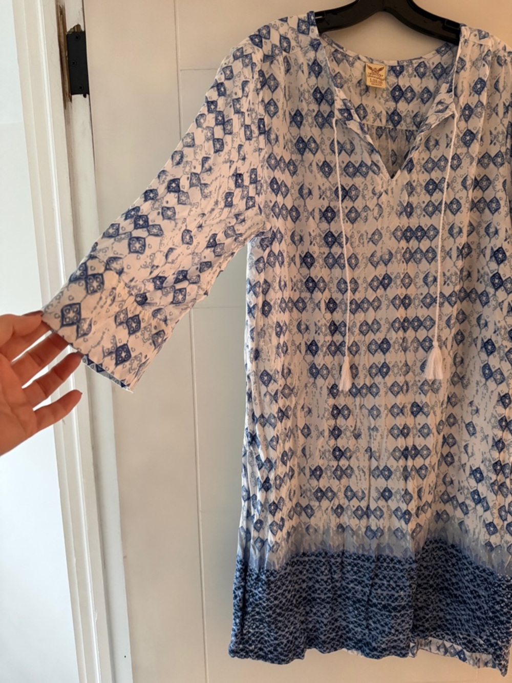 Faded Glory White and Blue Printed Long Sleeve Tunic Dress - Picture 4 of 5